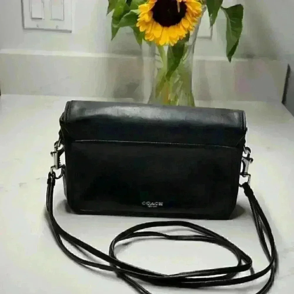 Coach Penelope 23403 Black Leather Turnlock Flap Crossbody Shoulder Bag Purse - Picture 2 of 13
